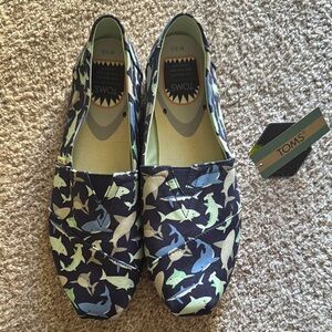 TOMS Shark Print Slip-On Shoes